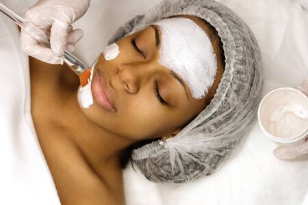 Lush Deluxe Facial